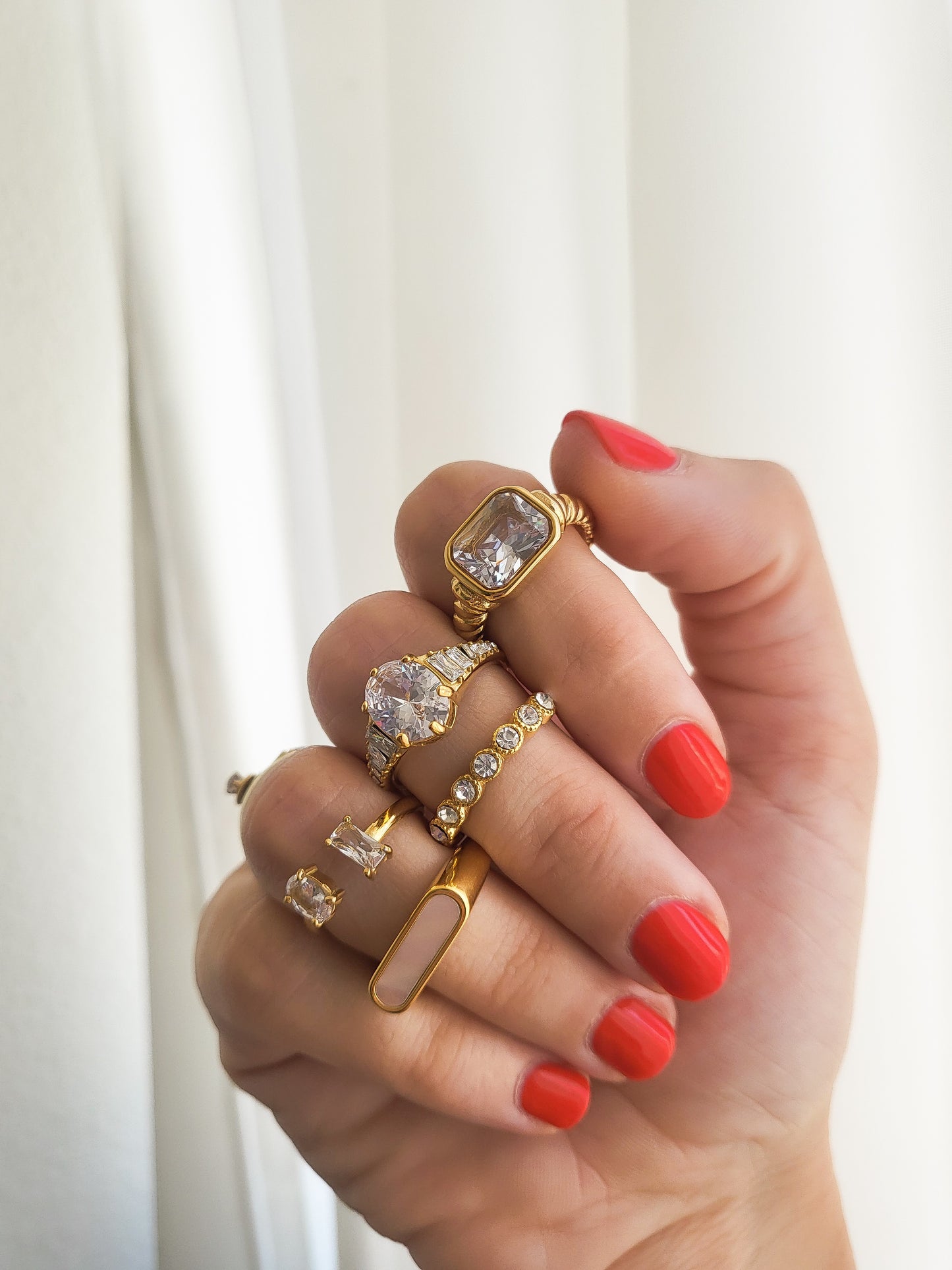 Daniela big zircon ring