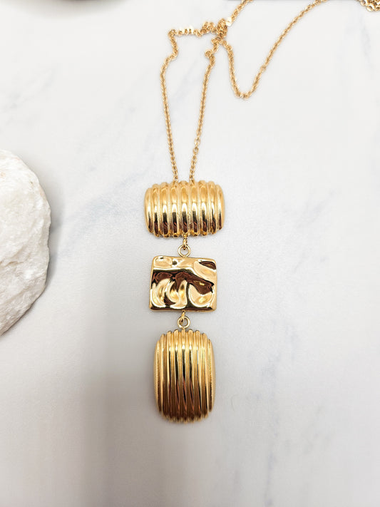 Maka rectangle necklace