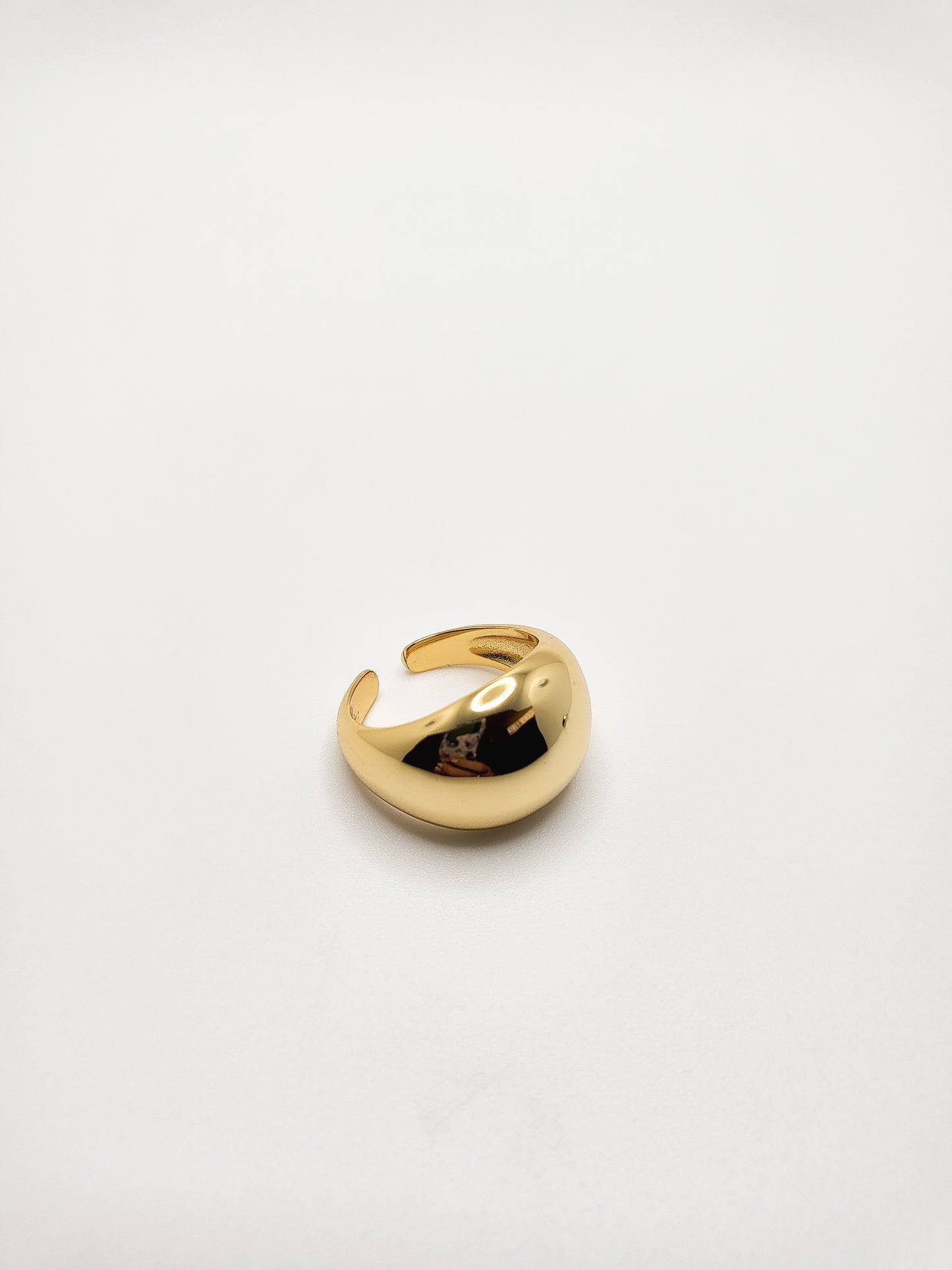 Babe circular ring in Gold