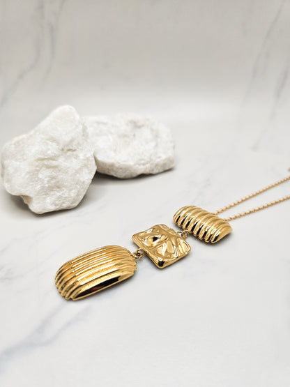 Maka rectangle necklace