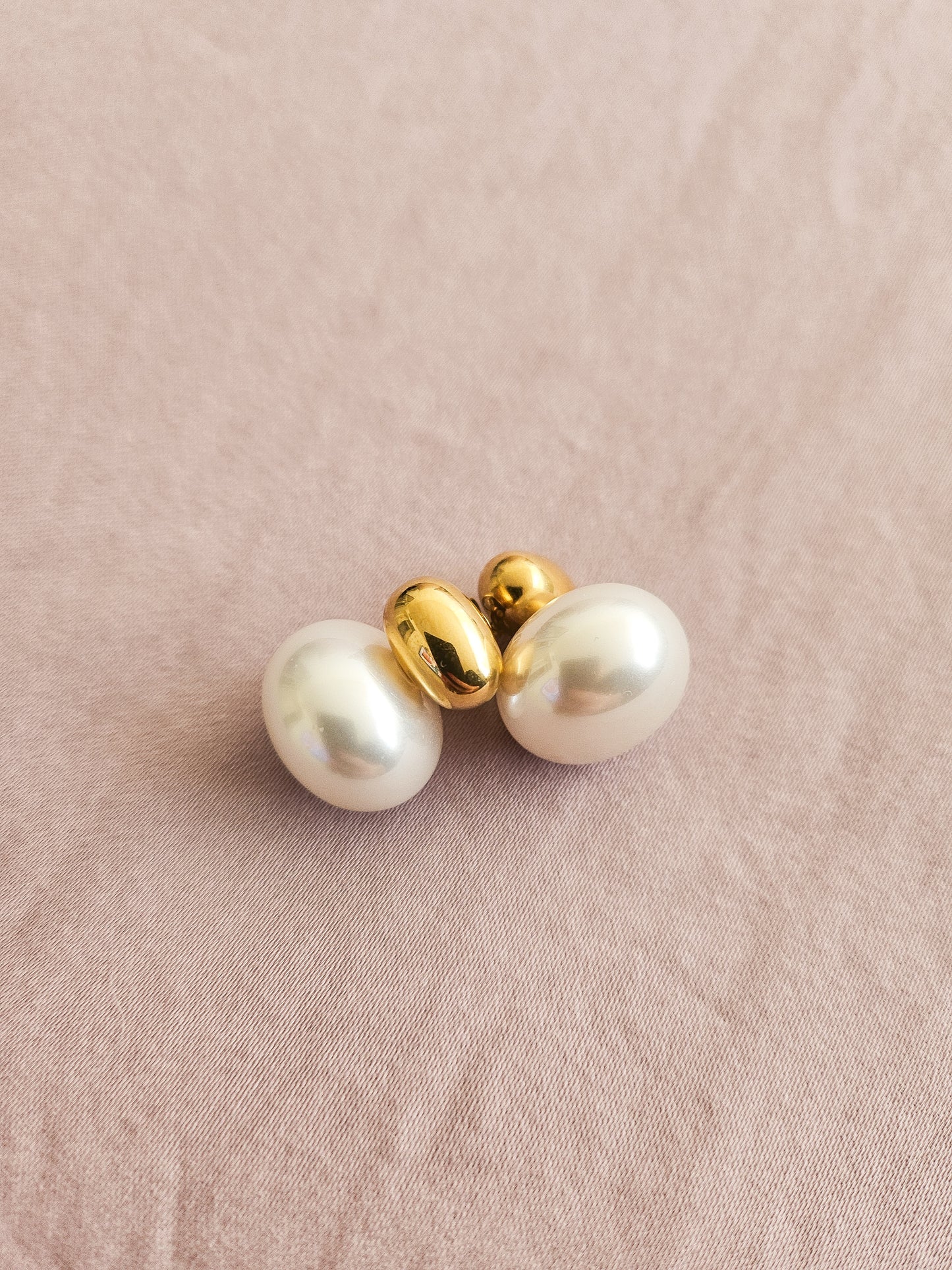 Patience Pearl earrings