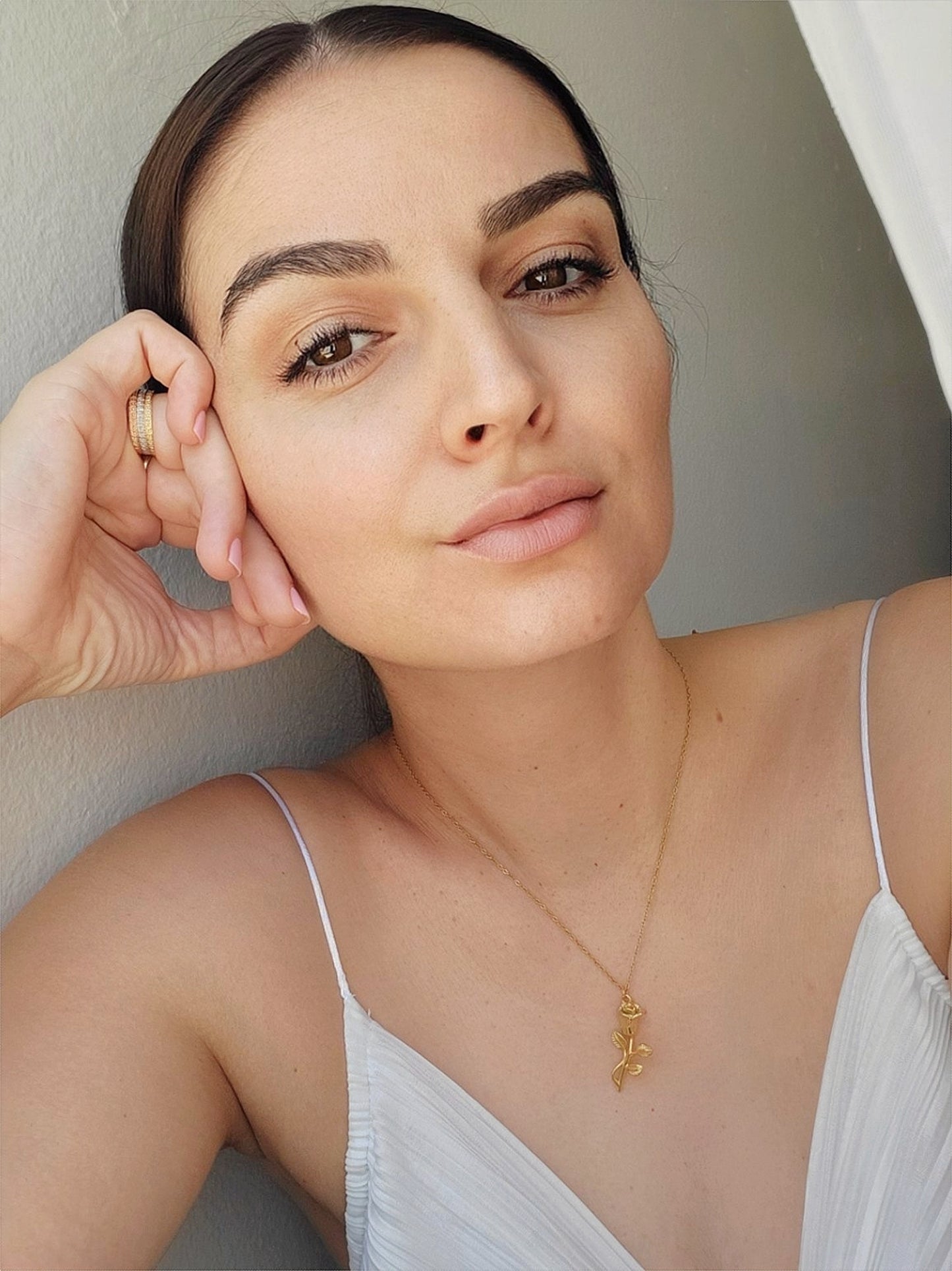 Rose necklace