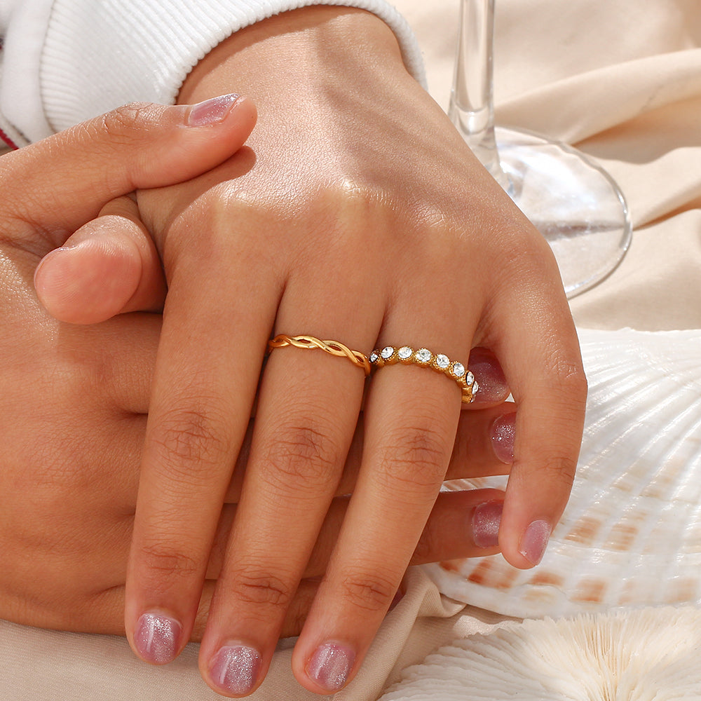 Queen ring