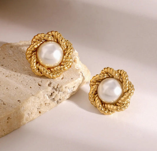 Tahuana flower earrings