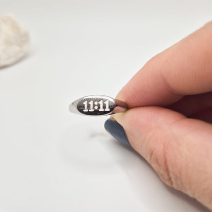 Angela 11:11 ring Silver