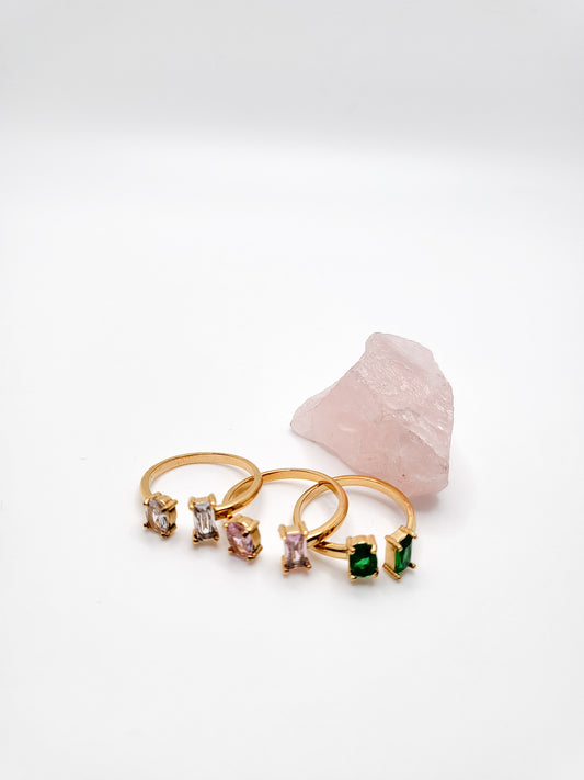 Gold plated rings with zircons in color green, pink or white