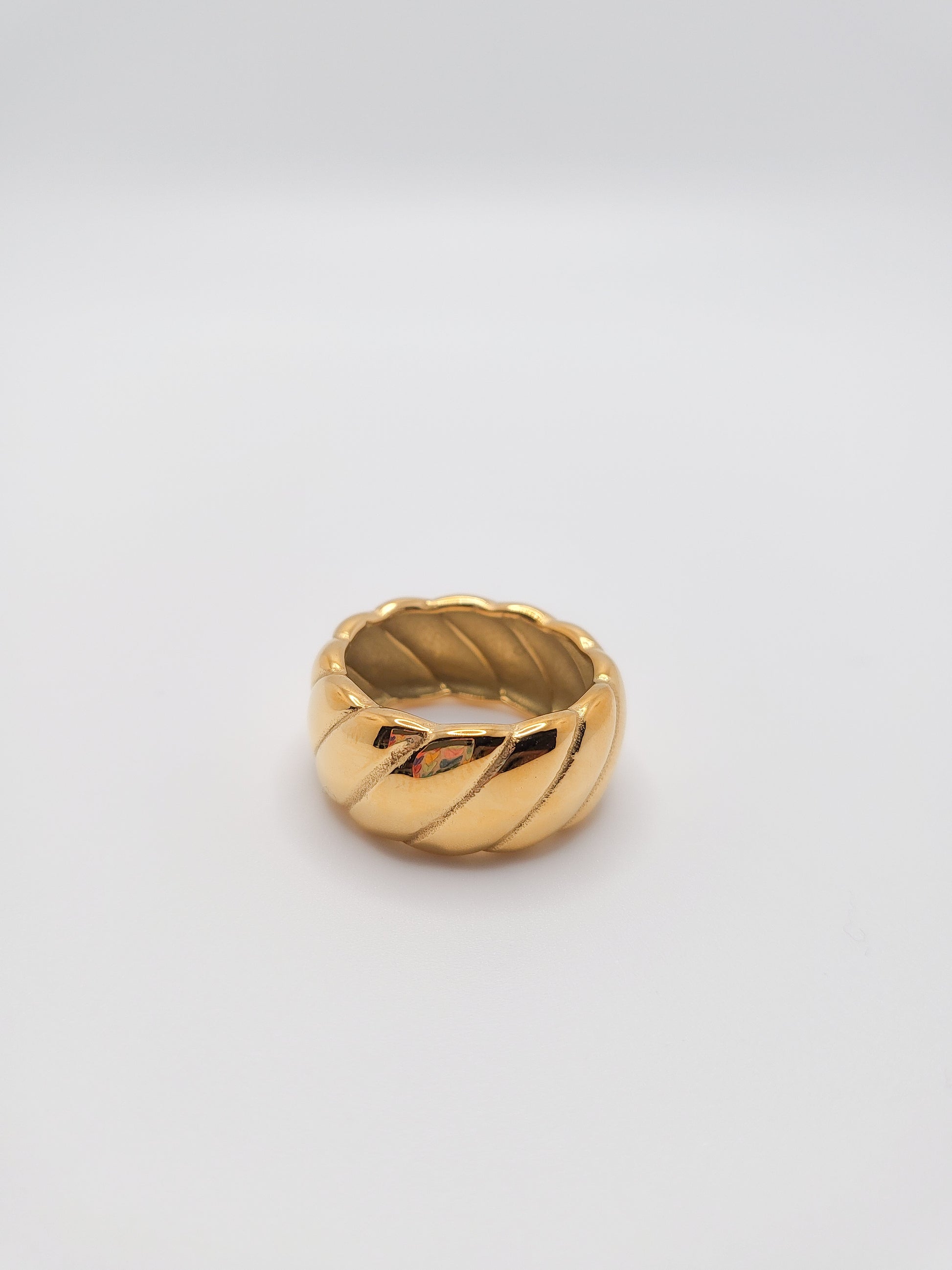 Gold plated chunky ring