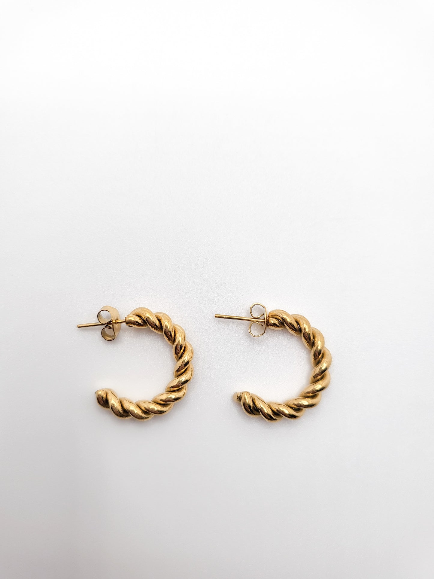 Mimi twisted hoops small